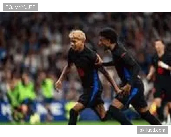 亚马尔连续强强对话中边路爆破撕裂防线，顶级突破能力如何兑现？